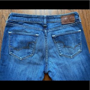 Big Star Hazel Mid rise boot cut jeans. Excellent condition.